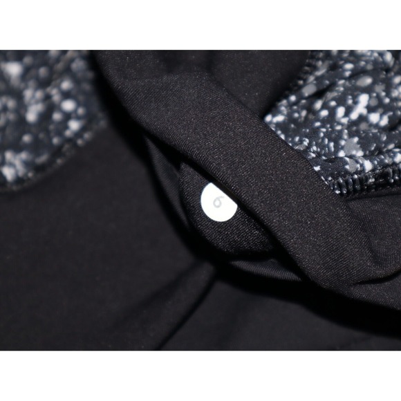 Lululemon‎ Shorts Women 6 Black Fast As Light 3" Lined Athleisure Yoga Train EUC - Picture 4 of 4